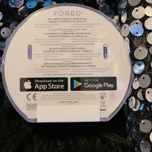 NIB FOREO LUNA FOFO, SKIN ANALYSIZER/MASSAGE/CLEAN - Picture 13 of 15